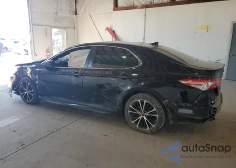 2020 Toyota Camry Se z USA, uszkodzony, nr VIN 4T1G11AK7LU861721